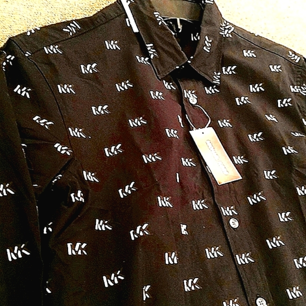MICHAEL Kors  men botton bottom up shirt